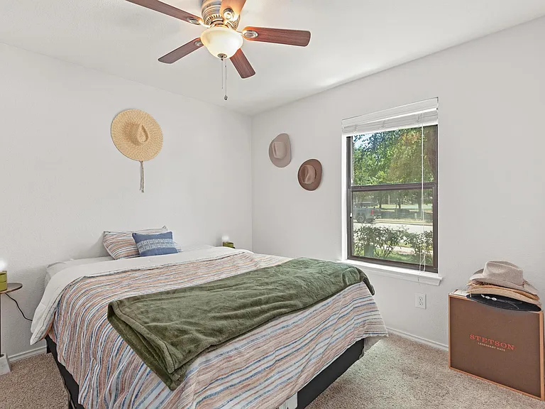 14224 Lake Victor Dr — Photo 20