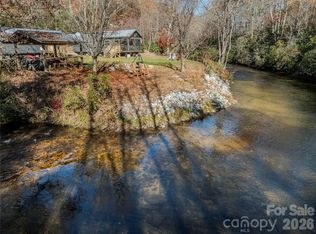 9017 E Fork Rd, Brevard, NC 28712