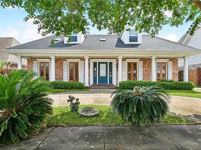 7141 Lake Barrington Dr, New Orleans, LA, 70128