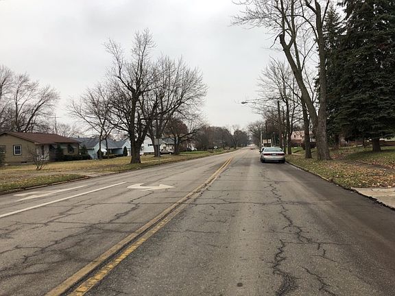 4th image of 671 W Ohio Ave