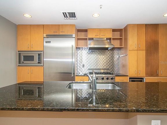 3rd image of 1208 E Kennedy Blvd Unit 718