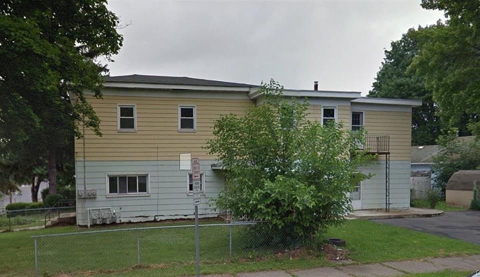 1st image of 700 Kirkpatrick St
