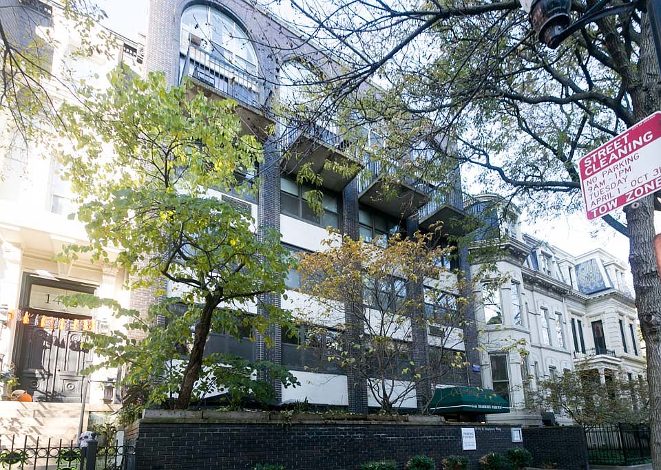 1st image of 1446 N Dearborn St APT 1A