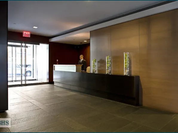 505 Greenwich Street image 1 of 5