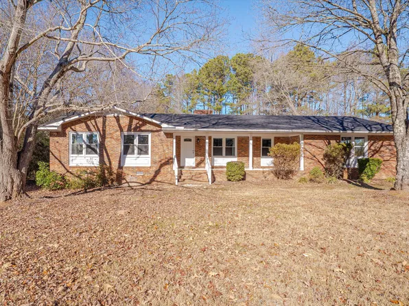 2728 S Cokesbury Rd, Henderson, NC 27537