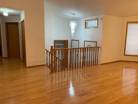 4th image of 6810 162a Ave NW
