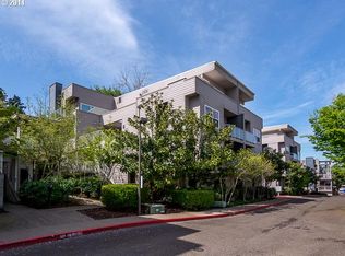 610 SW Nevada St APT F, Portland, OR 97219