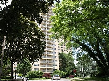 1st image of 377 S Harrison St APT 9C