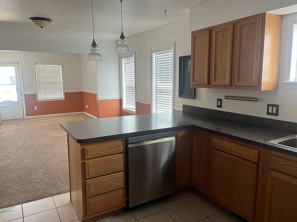 17711 Tennyson St, photo 11