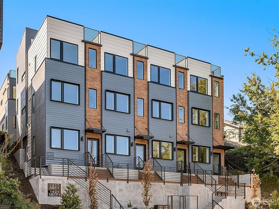 Photos are of similar unit within community>