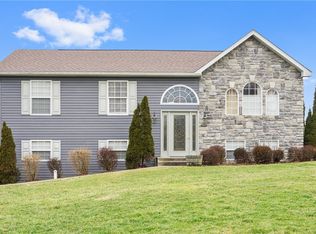 275 Burgess Field Rd, Uniontown, PA 15401