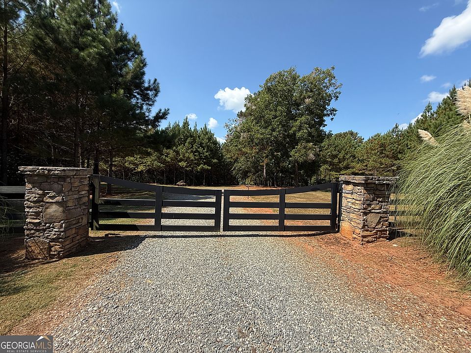 1st image of 2323 Pleasant Valley Rd
