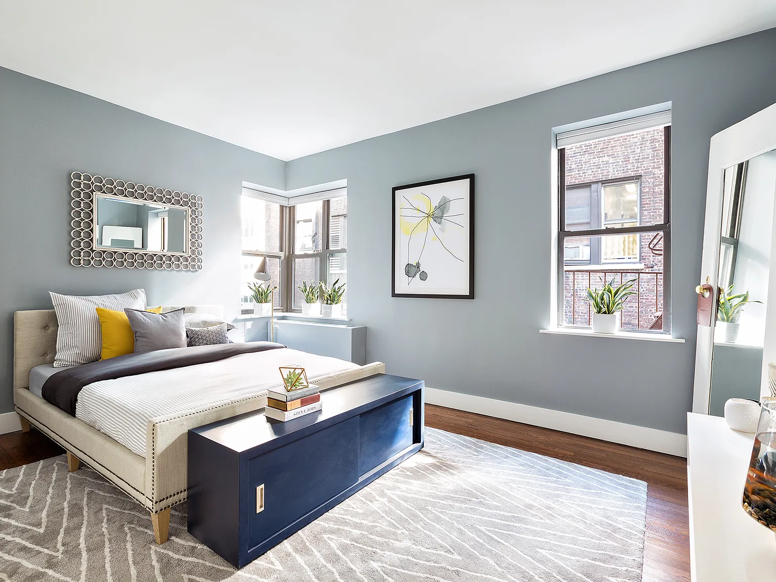 245 West 25th Street — Photo 3