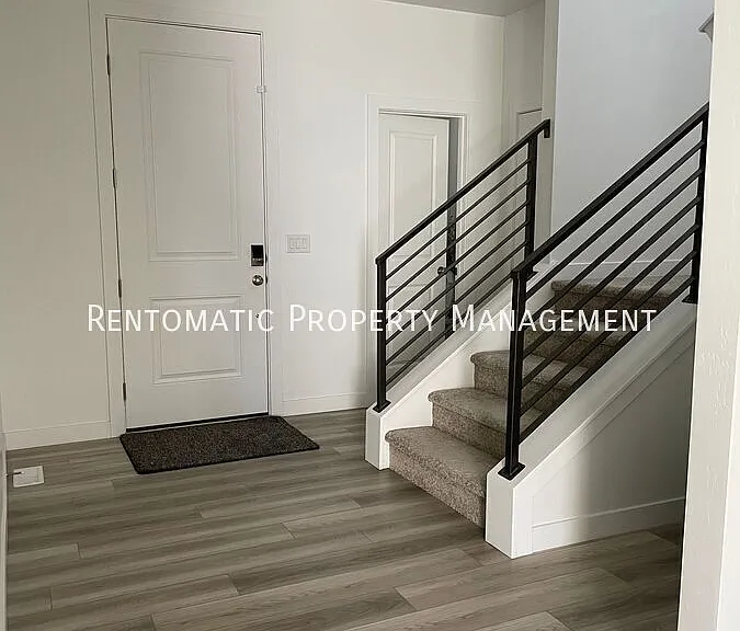 2548 N Yarrow Cir — Photo 17