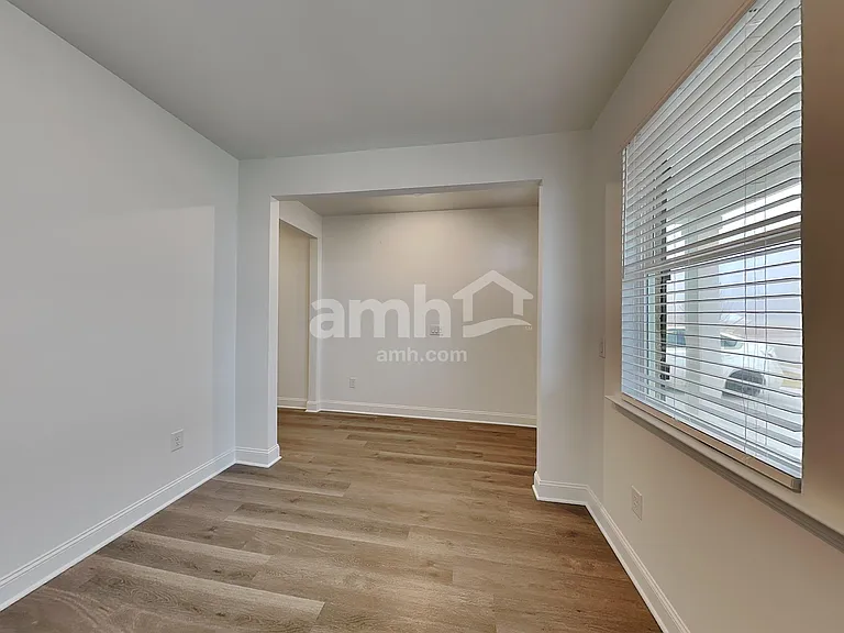 1529 Aquamarine Dr — Photo 9