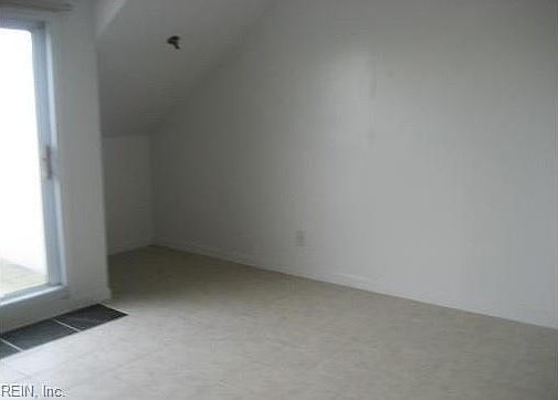 4th image of 9535 Bay Front Dr