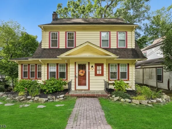 21 Midland Dr, Morris Twp., NJ 07960