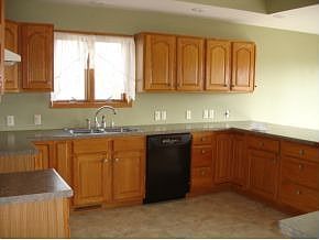 4th image of 313 Edgewood Dr