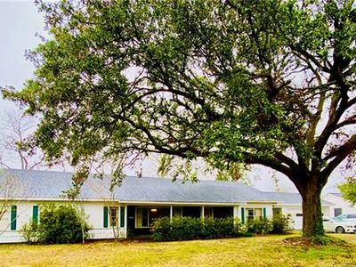 1221 Pamela St, Sulphur, LA, 70663