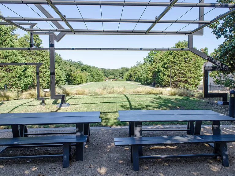 North Addison Park (1-mile round trip)