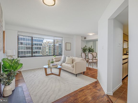 3rd image of 3 Washington Cir NW APT 804