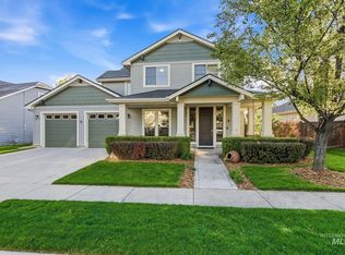 930 W Cagney Dr, Meridian, ID 83642
