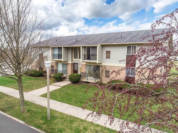 4th image of 115 Vickie Ct #1