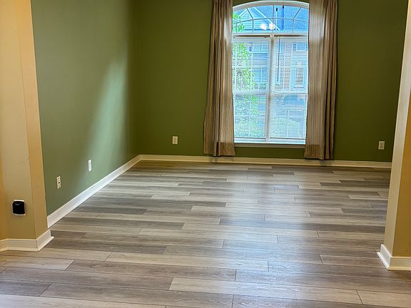 3rd image of 11417 Abbots Cross Ln