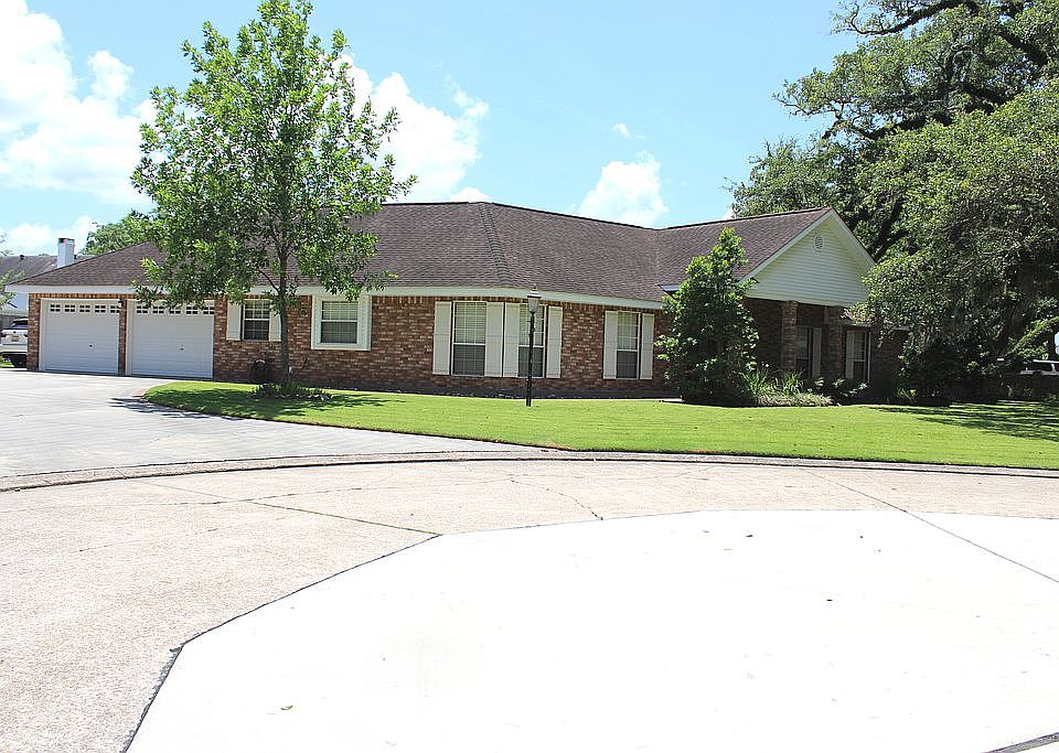 1st image of 106 Krumbhaar Cir