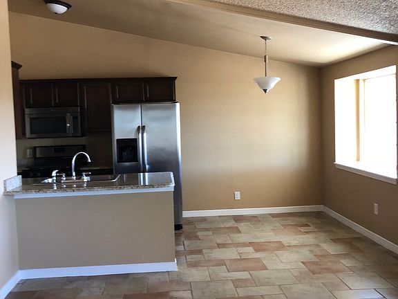 5th image of 870 Nita Fay Dr