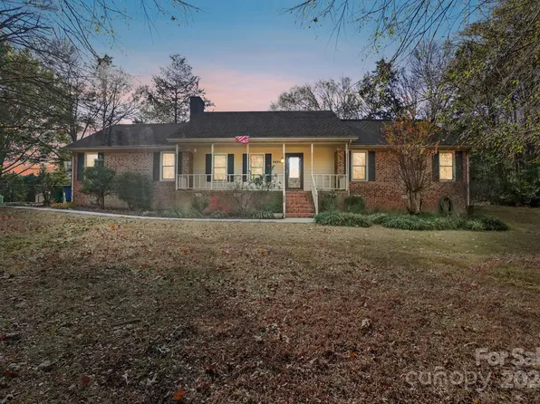 6664 Pharr Mill Rd, Harrisburg, NC 28075