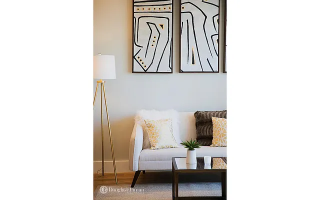 Sold by Douglas Elliman | media 21
