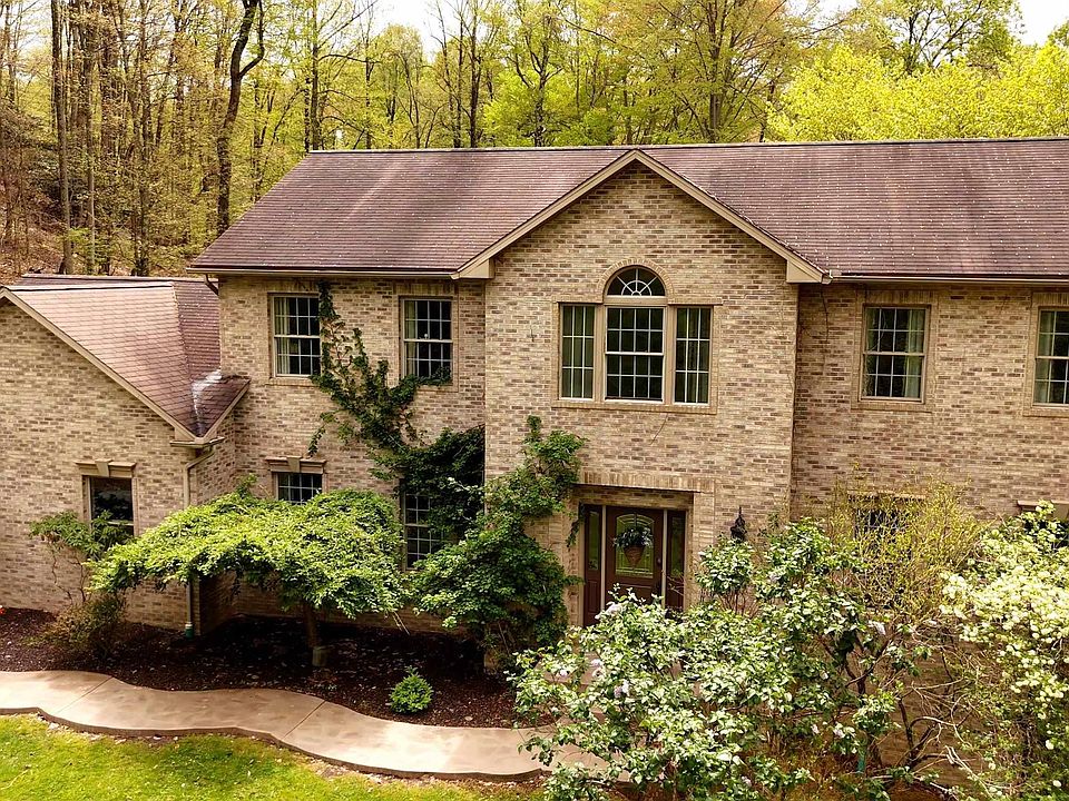 1st image of 649 Sassafras Dr