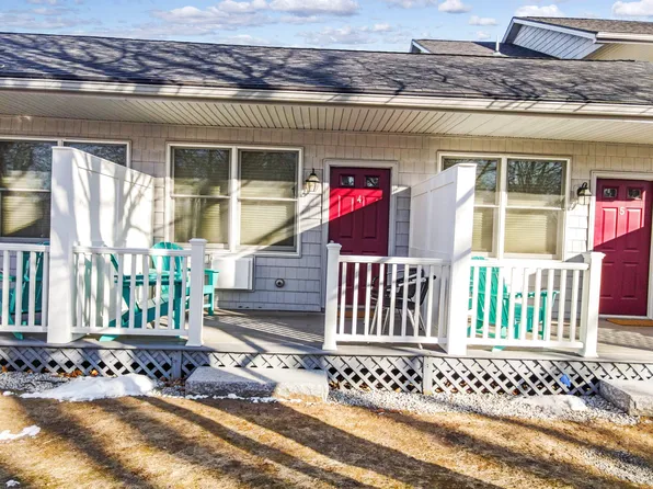 15 Bourne Ave #4, Wells, ME 04090