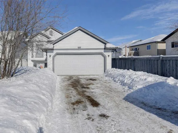 9302 S 113a Ave, Grande Prairie, AB T8V 7G1