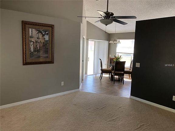 4th image of 10424 Glassborough Dr