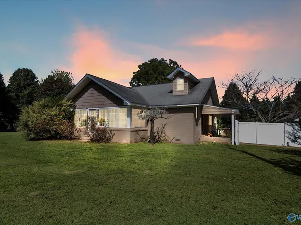 1249 Sardis Dr, Boaz, AL 35956