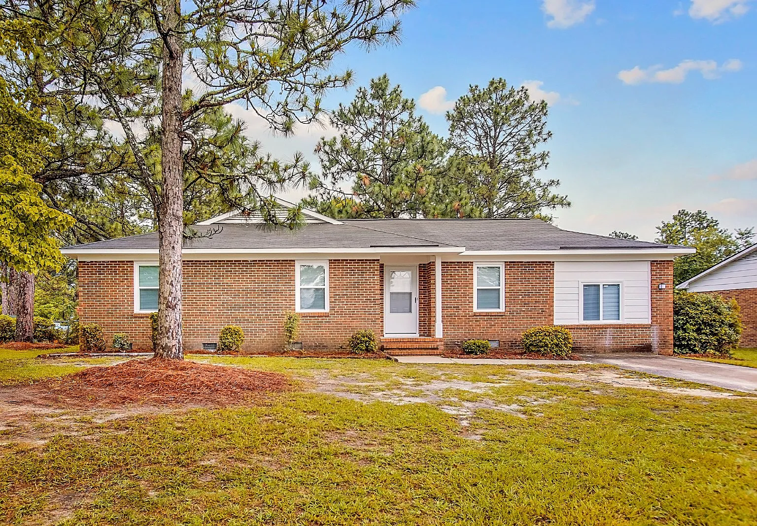 3 bed, 2.0 bath, $1,349 — Photo 2