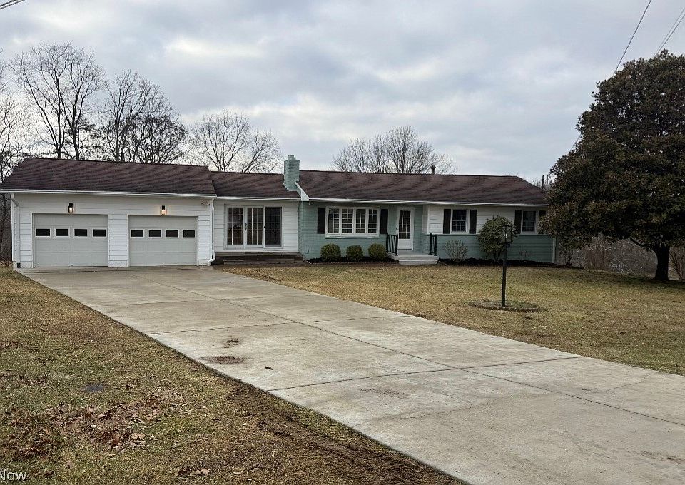 1st image of 52 Meadow Lane Cir