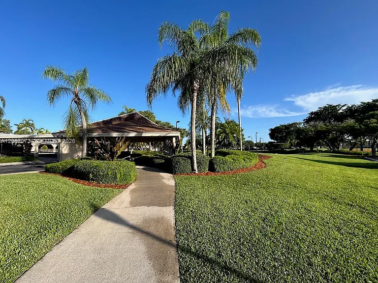 15428 SW 50th Ter #15428 — Photo 34