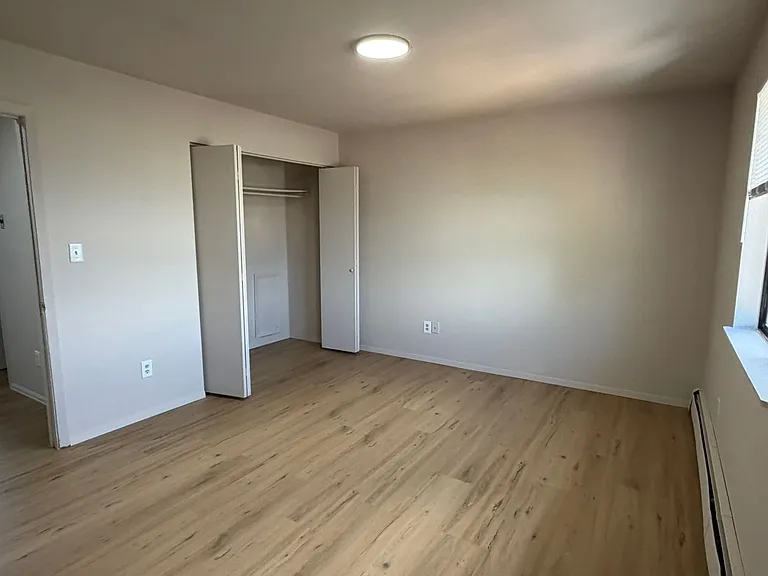 561 W Pabor Way — Photo 8
