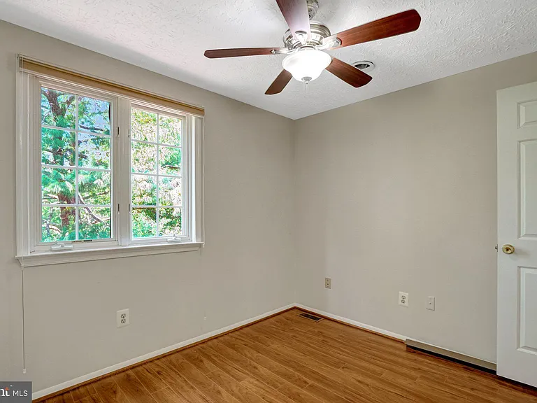 2920 Montauk Ct — Photo 18