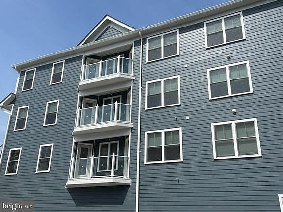 3rd image of 4114 3rd St #2
