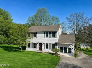 408 E Mountain View Rd, Corryton, TN 37721