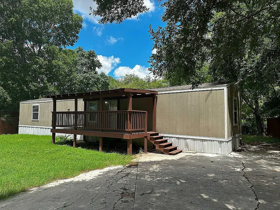 25231 Brewer Dr
