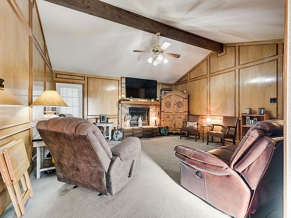 4th image of 134 Deborde Cir