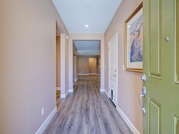 5th image of 846 Grace Dr