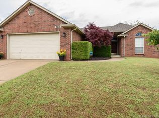 3216 N 3rd Pl, Broken Arrow, OK 74012