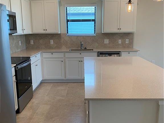 4th image of 16027 Enclaves Cove Dr