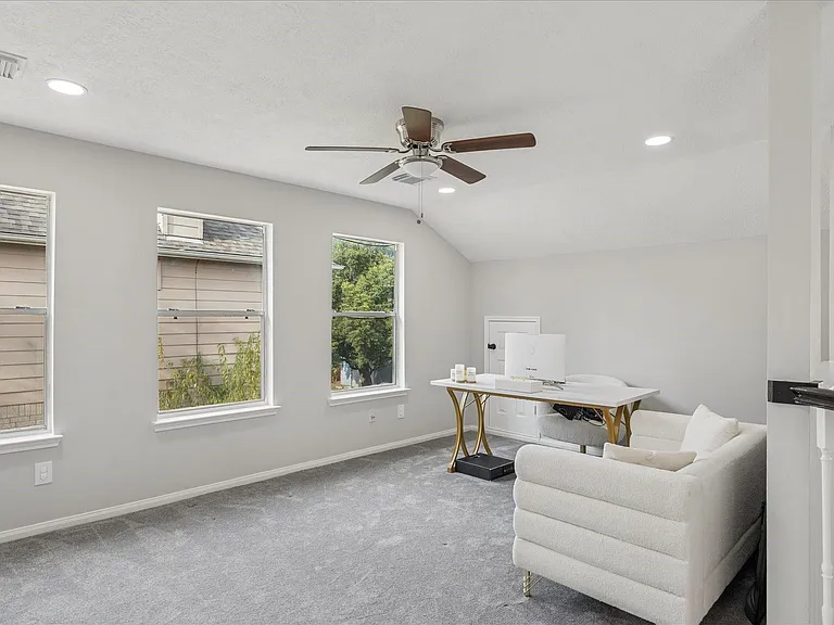 11306 Avon Pl — Photo 19